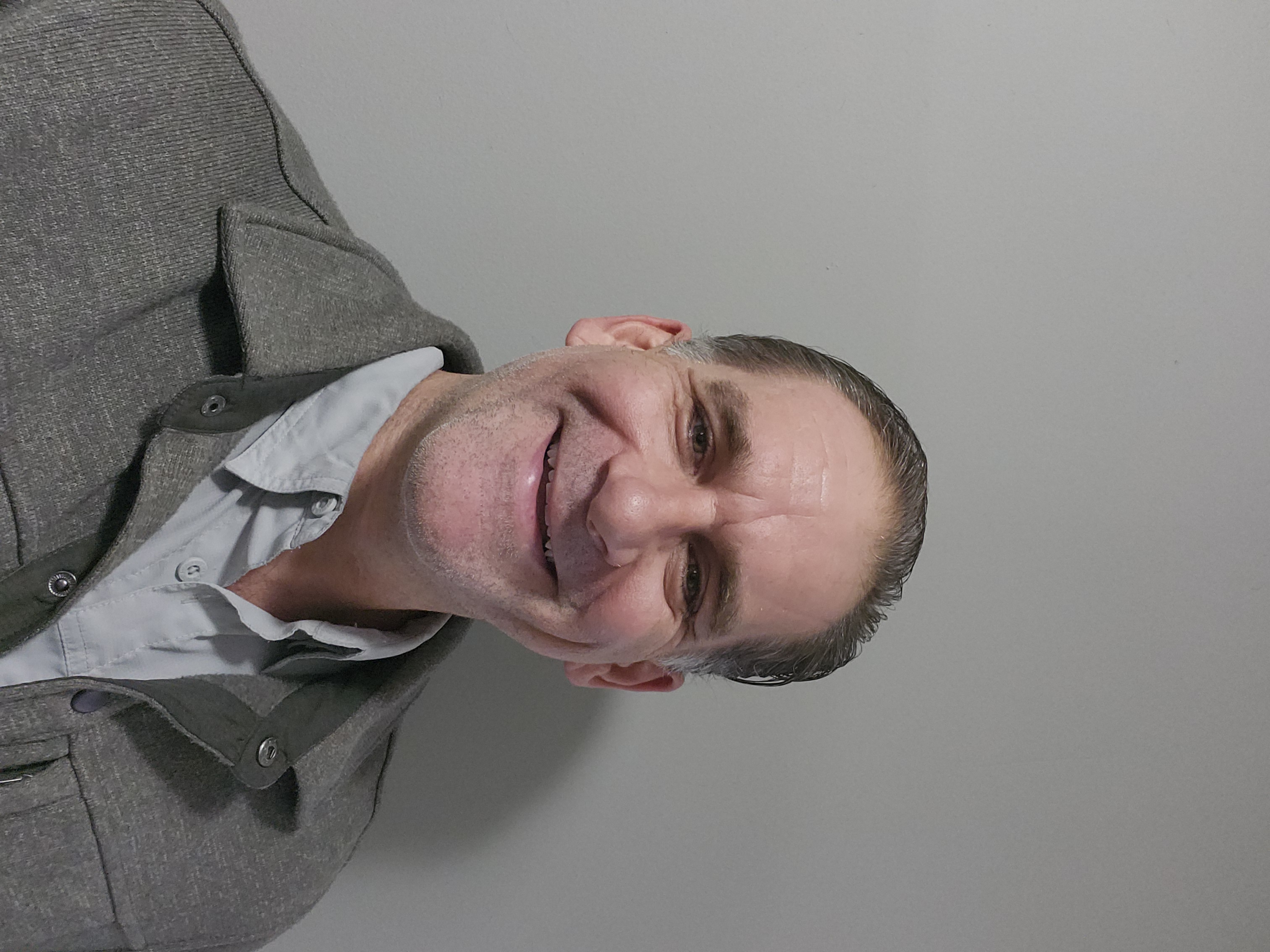 Michael Brandow Headshot