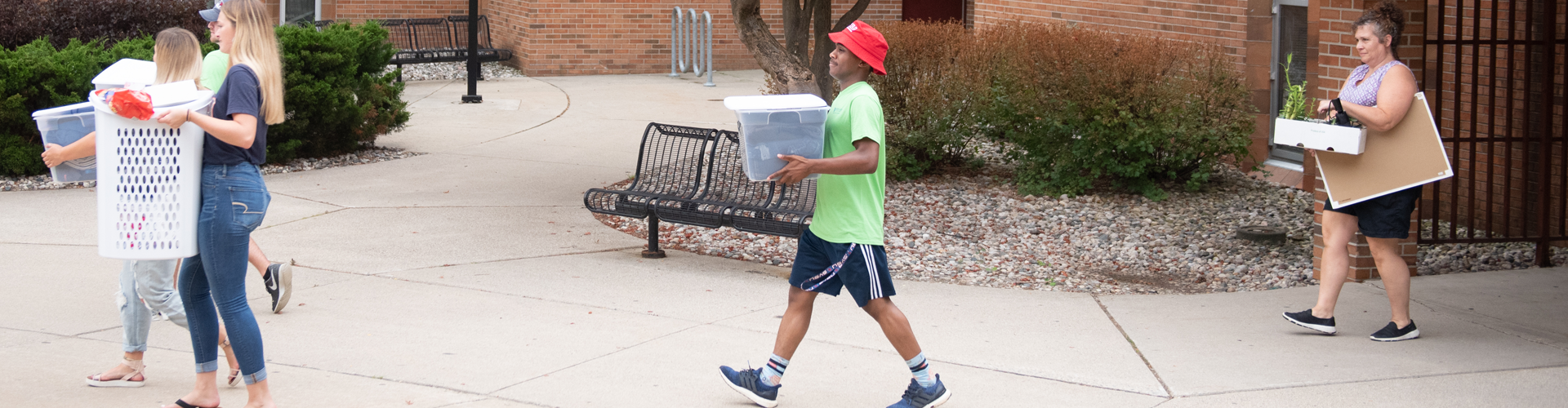 Students moving into on-campus housing