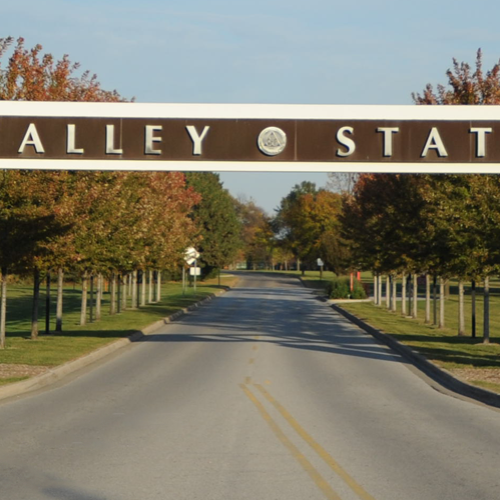 Entryway arch at SVSU