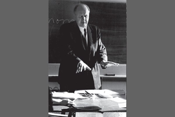 Theodore Roethke lecturing in a classroom